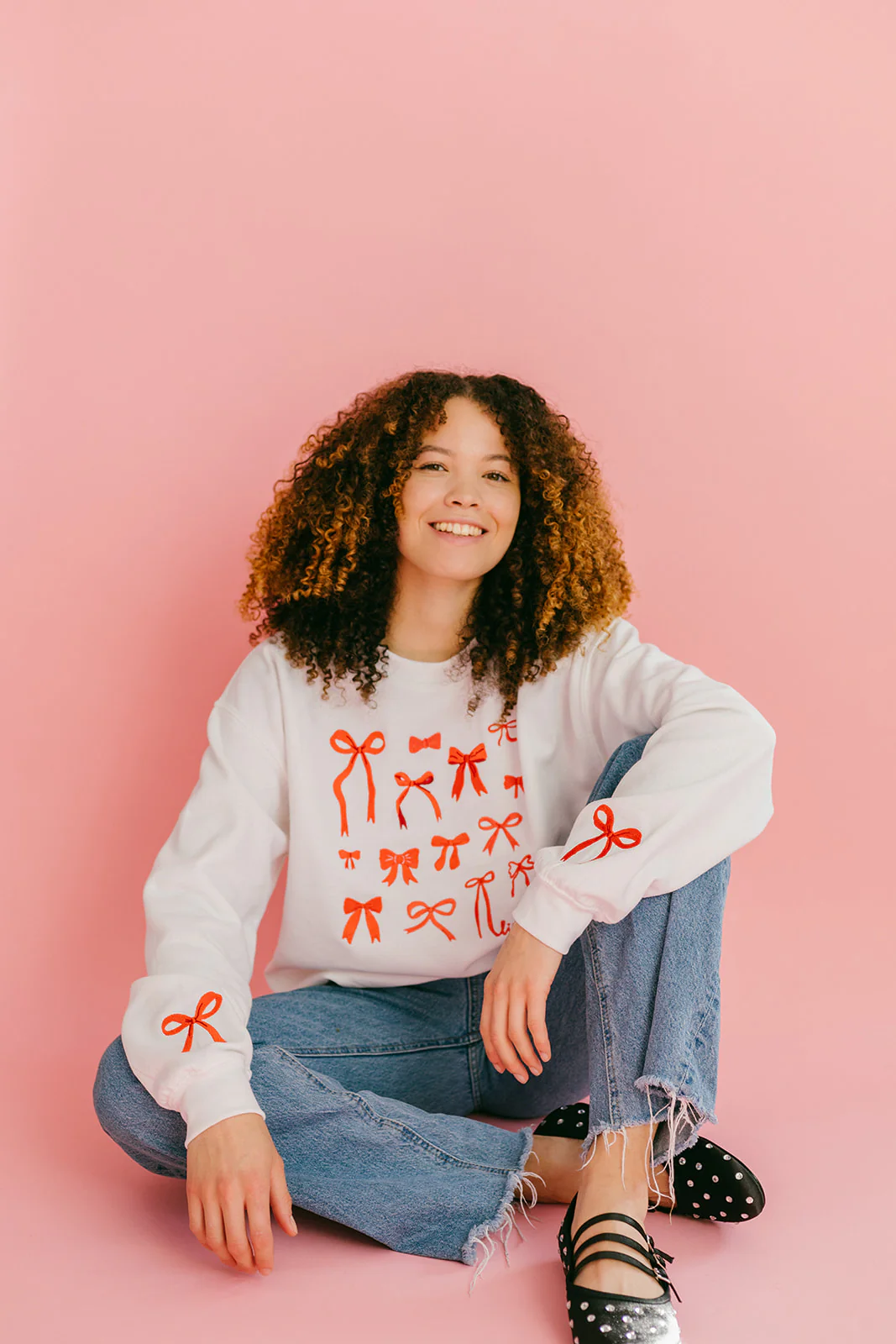 Bows Embroidered Sweatshirt - Image 19