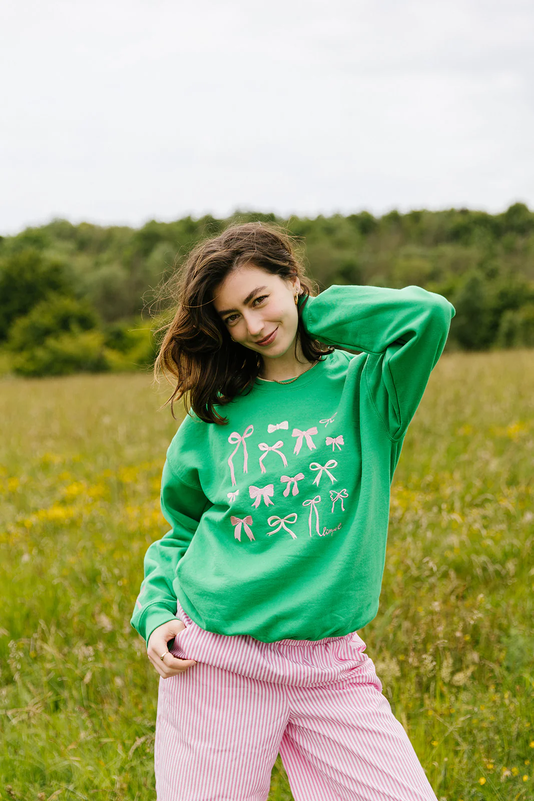 Bows Embroidered Sweatshirt - Image 23