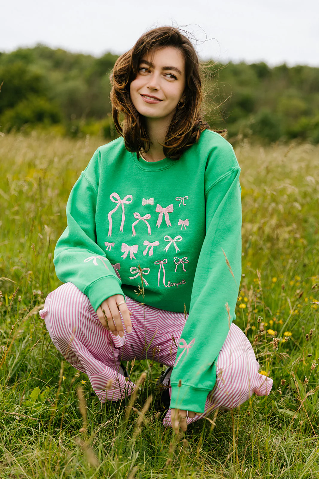 Bows Embroidered Sweatshirt - Image 4