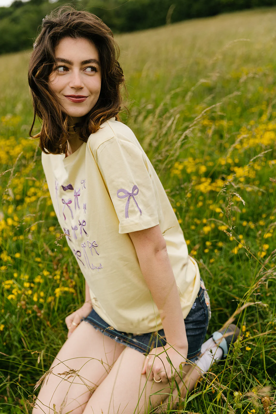 Bows Embroidered Organic T-Shirt - Image 10