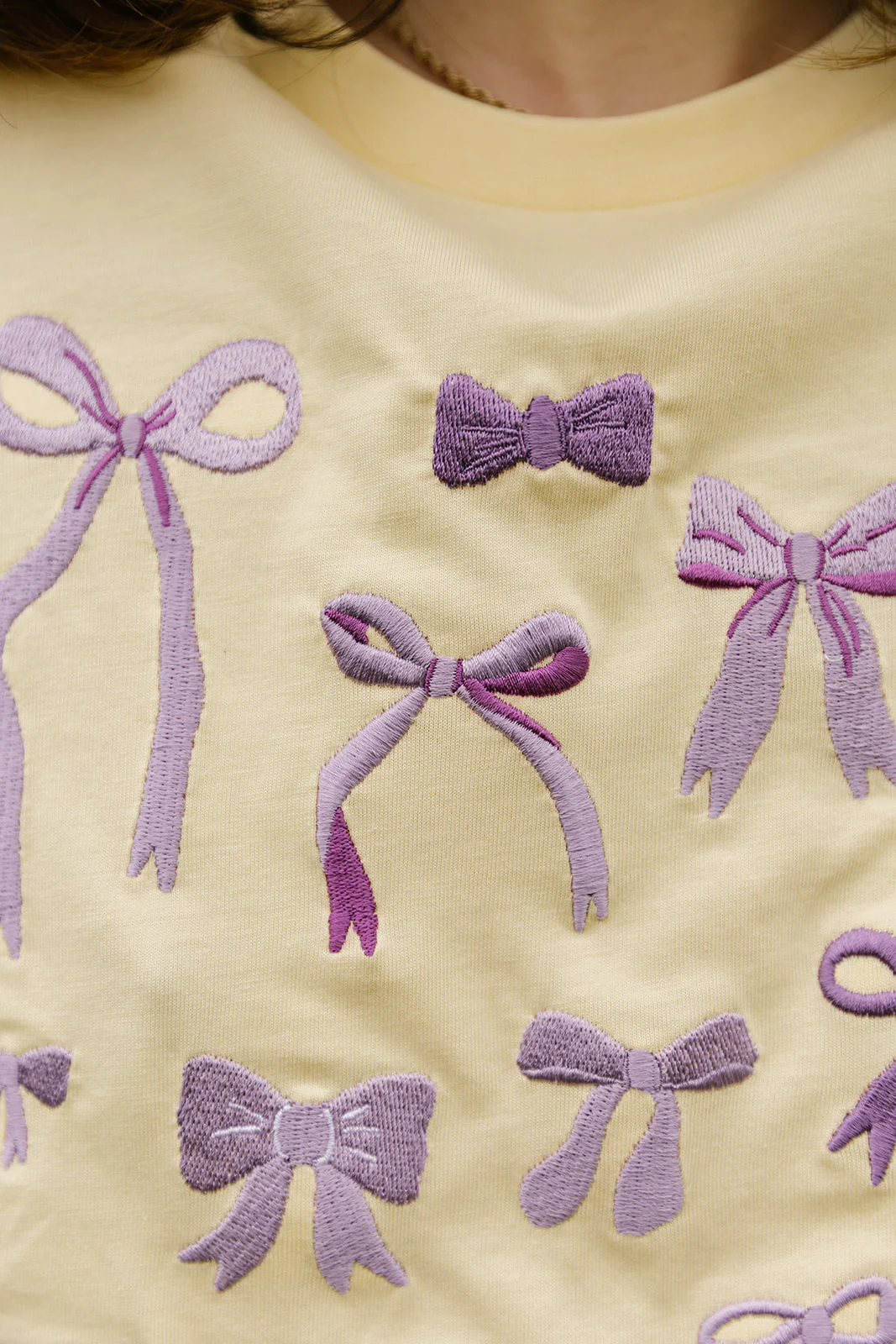 Bows Embroidered Organic T-Shirt - Image 13