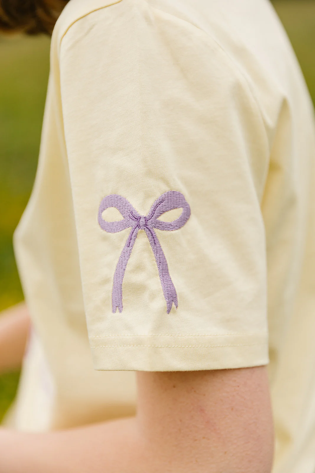 Bows Embroidered Organic T-Shirt - Image 8
